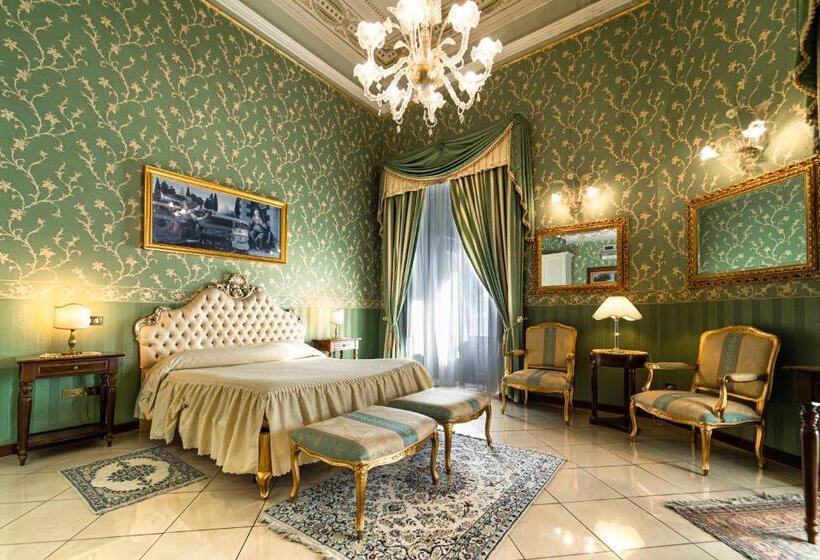 اتاق لوکس, Villa Romeo