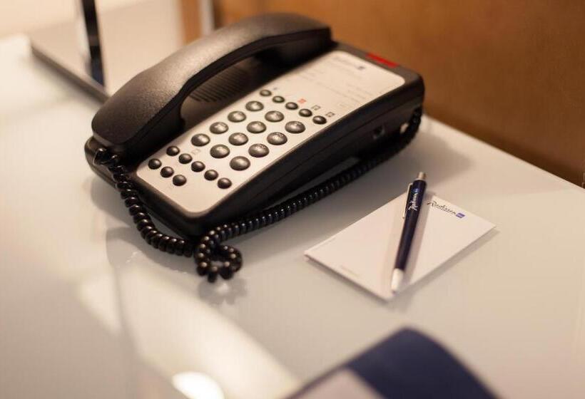 Люкс с Видом, Radisson Blu Waterfront Hotel, Jersey