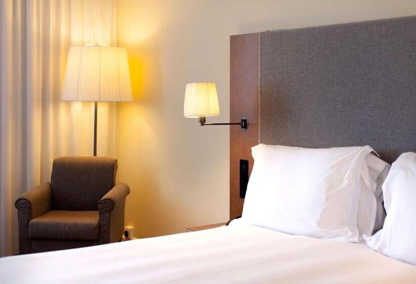 Номер Superior Вид на Море, Radisson Blu Waterfront Hotel, Jersey