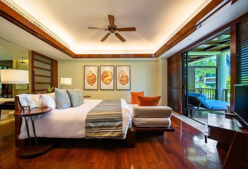 Номер Deluxe Вид на Сад, Centara Grand Beach Resort & Villas Krabi