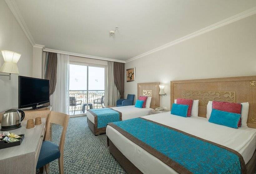 标准间侧面带海景, Crystal Family Resort & Spa   Ultimate All Inclusive