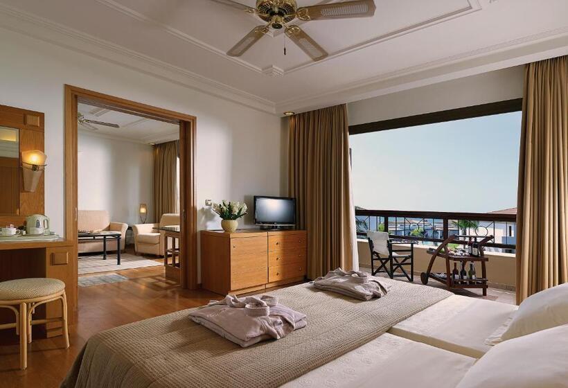 آپارتمان 2 خوابه, Aldemar Olympian Village