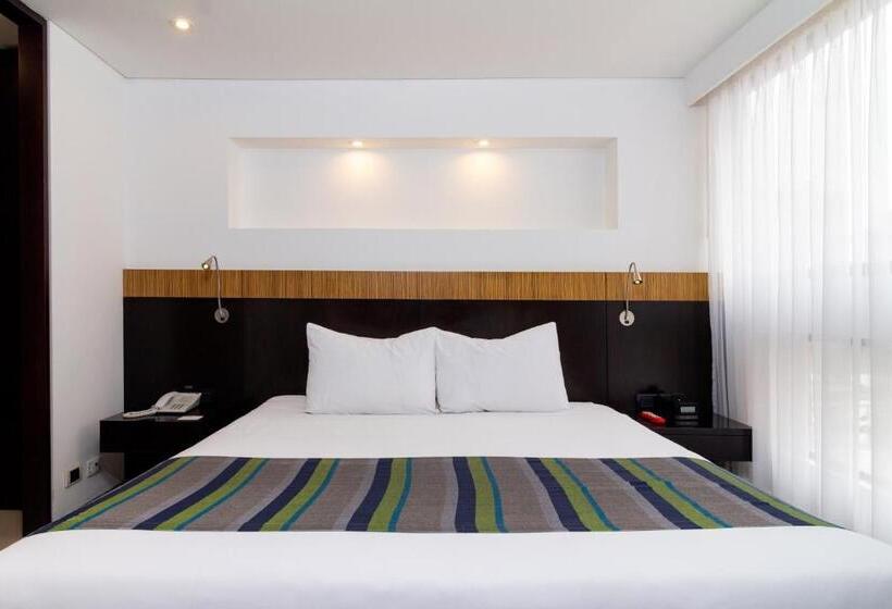 Номер Стандарт, Madisson Inn Luxury By Geh Suites