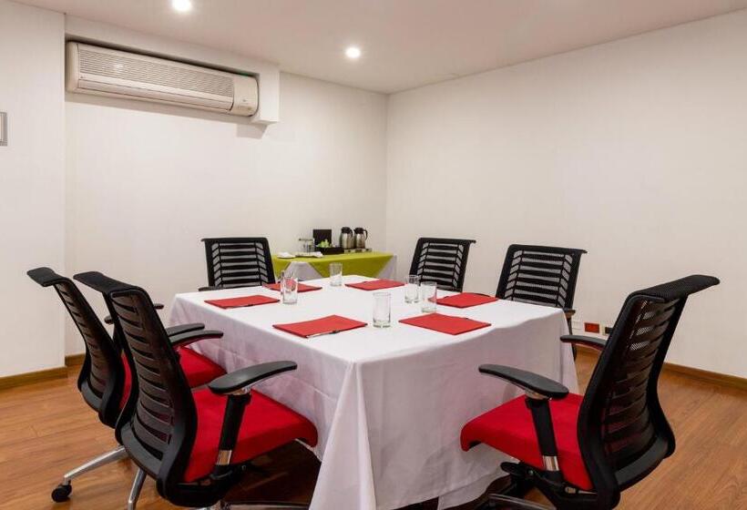 Номер Economy, Madisson Inn Luxury By Geh Suites