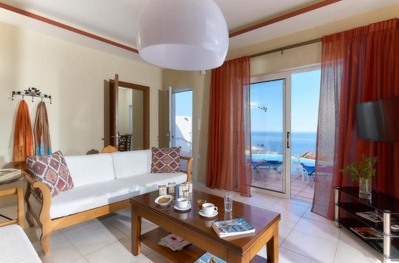 Апартаменты 1 Спальня, Nymphes Luxury Apartments