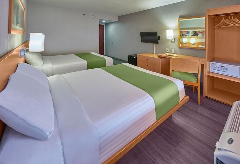 ２ダブルベッドのスタンダードルーム, City Express By Marriott Celaya Parque
