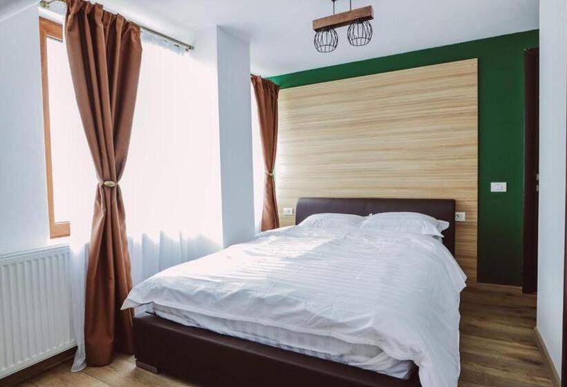 스탠다드 룸 산 전망, Altitude Guest House Ranca