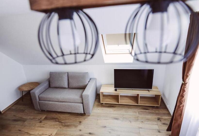 4인용 스탠다드 룸, Altitude Guest House Ranca