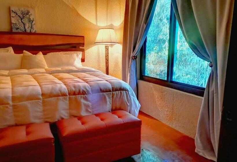 اتاق لوکس با تخت بزرگ, Vive Utila   Bed & Breakfast