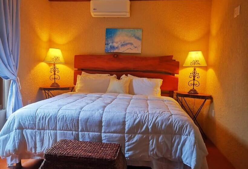 اتاق استاندارد با تخت بزرگ, Vive Utila   Bed & Breakfast