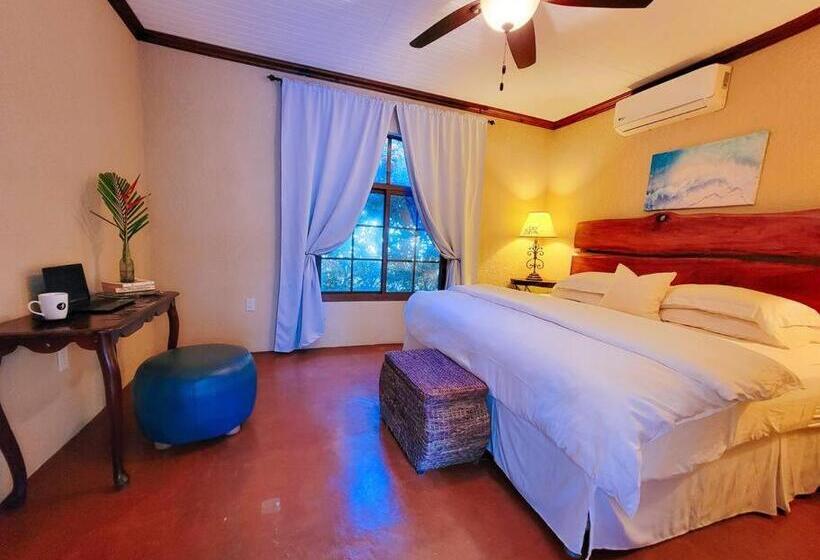 اتاق استاندارد با تخت بزرگ, Vive Utila   Bed & Breakfast