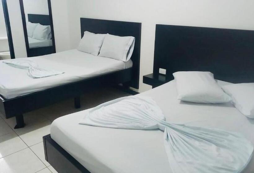 Номер Deluxe, Gavan Plaza