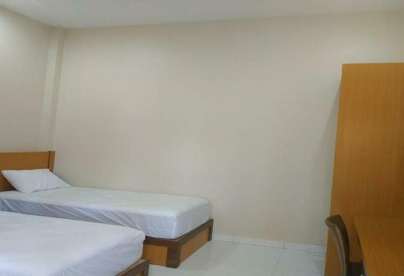 اتاق استاندارد, Nietsa Guest House Syariah Palu Mitra Reddoorz