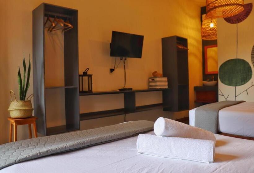 スーペリアの４人部屋, Sur Bacalar