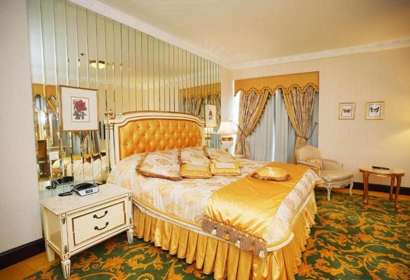 Королевский Люкс, Habitat Hotel All Suites   Jeddah