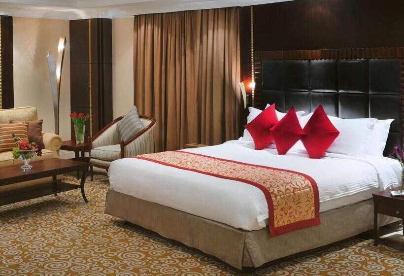 Президентский Люкс, Mövenpick Hotel Qassim