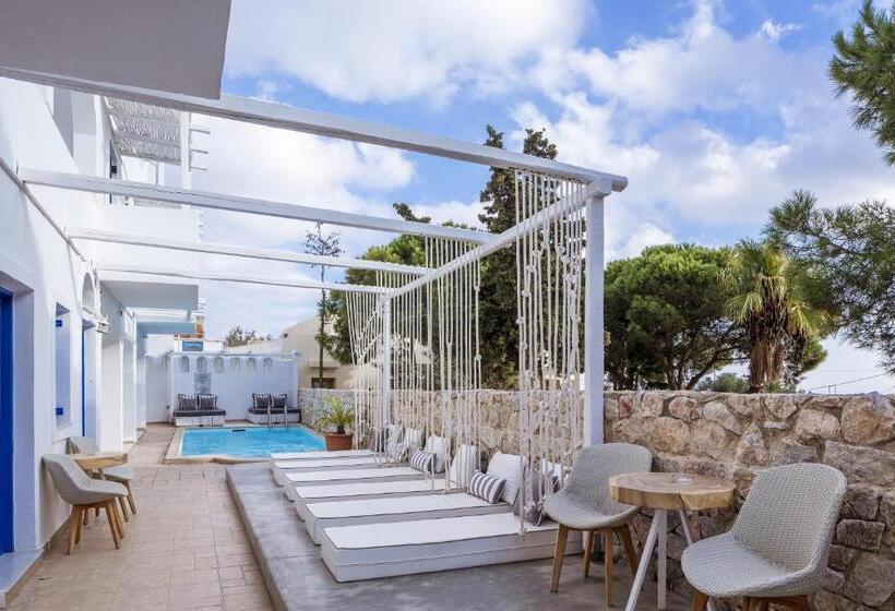 패밀리 룸, Loizos Stylish Residences