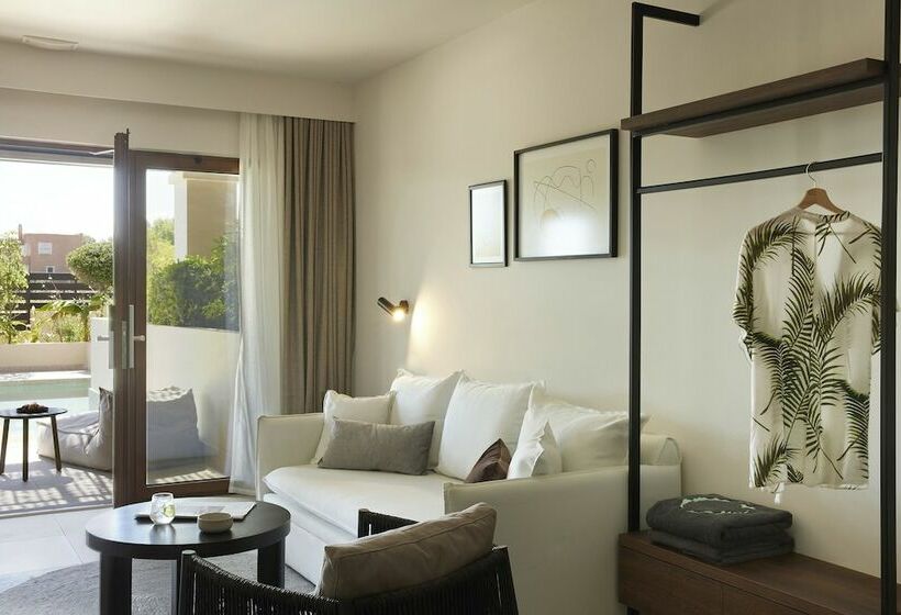 套房配有游泳池, Asterion Suites & Spa   Designed For Adults