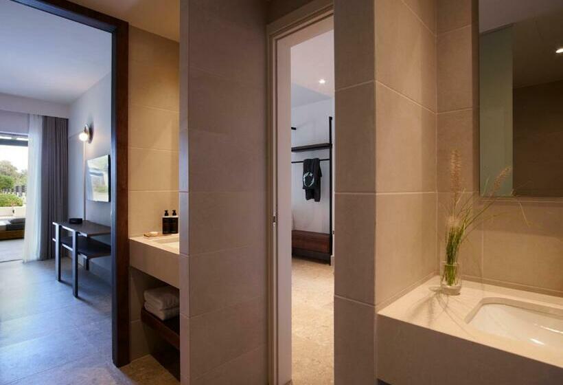 套房配有游泳池, Asterion Suites & Spa   Designed For Adults