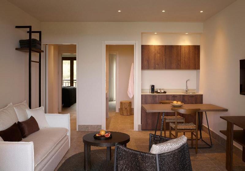 Люкс с Бассейном, Asterion Suites & Spa   Designed For Adults