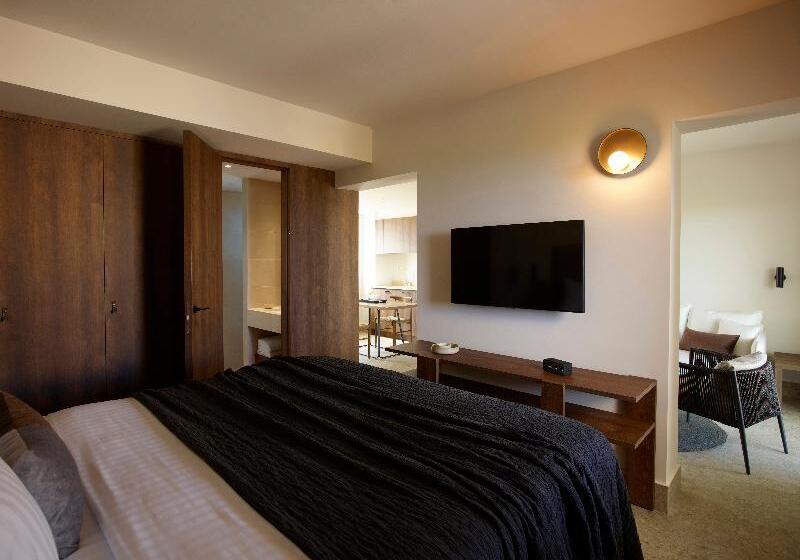 套房配有游泳池, Asterion Suites & Spa   Designed For Adults