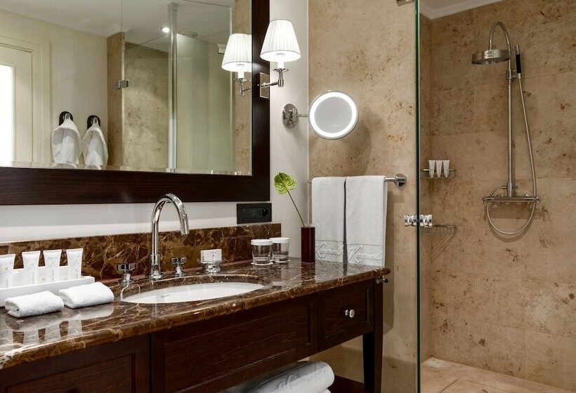 Люкс Повышенной Комфортности, Grand Hotel Kempinski High Tatras