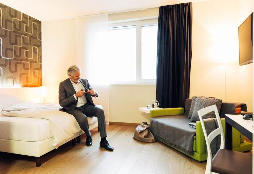 Номер Стандарт, Harry S Home Hart Bei Graz Hotel & Apartments