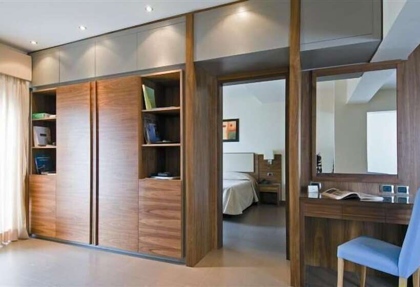 سوییت جونیور, Suites & Residence