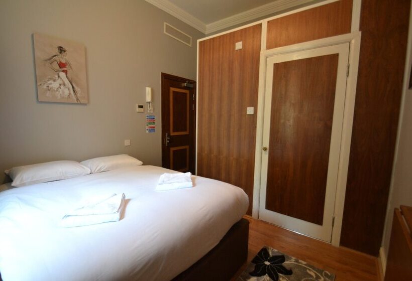 スタンダードルーム, Hyde Park Suites   Apartments