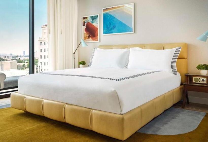 غرفة قياسية سرير كينج, Thompson Hollywood, By Hyatt