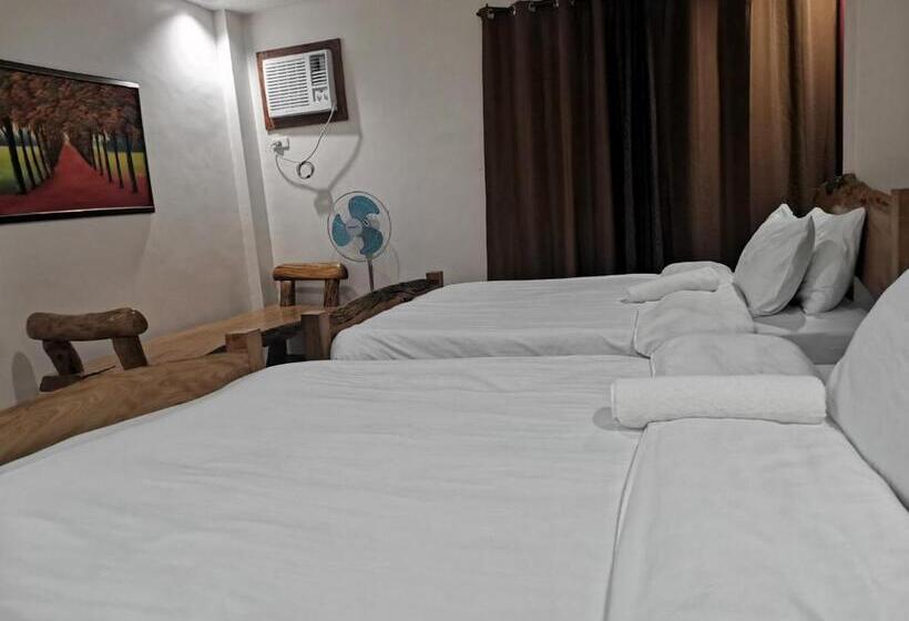 Семейный Номер Deluxe, Reddoorz Plus @ Jollydays Hotel Nueva Ecija