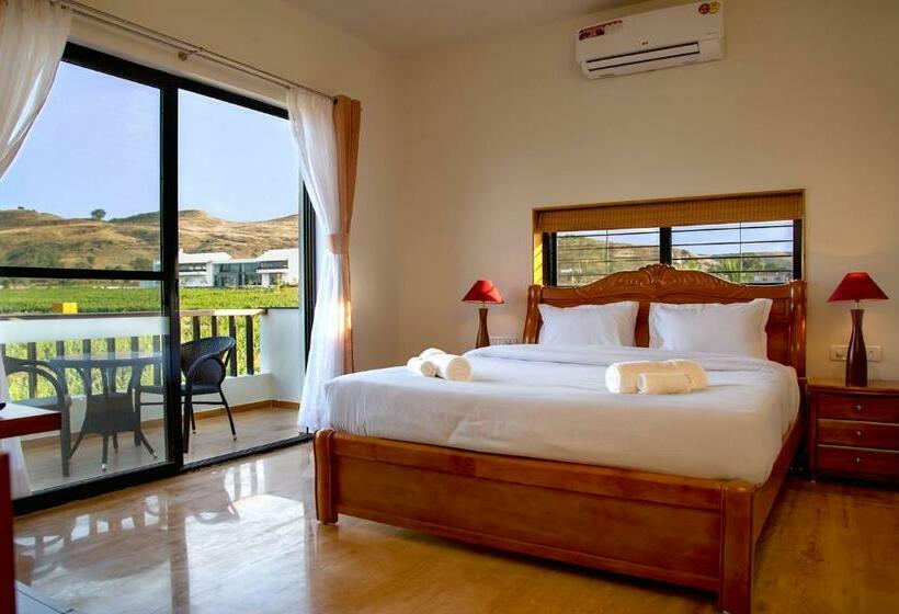 Номер Стандарт с Балконом, Soma Vineyard Resort  Nashik