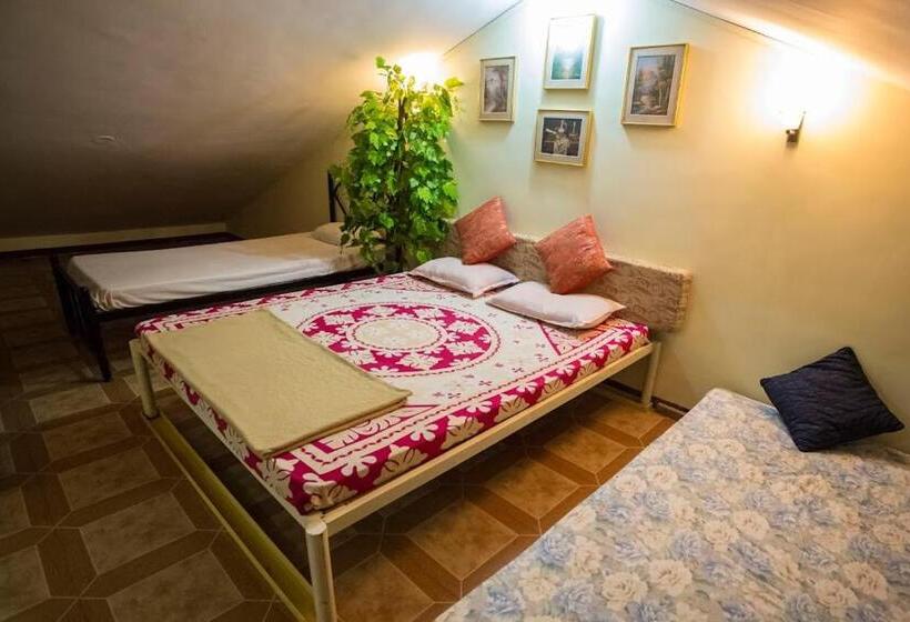 带1个卧室的别墅, Darryl Ribeiro S 2bhk & 3bhk Apartment In A Villa