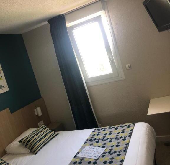 اتاق سوپریور چهار تخته, Brit Hotel Quimper Nord