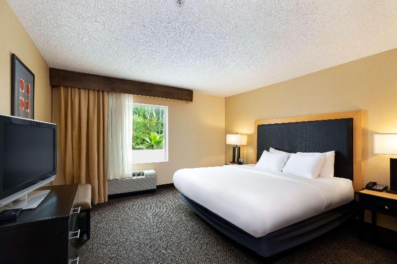 סטודיו סטנדרט, מיטה זוגית, Doubletree By Hilton Hotel Savannah Airport