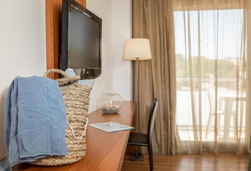 غرفة قياسية مطلّة علي حمام السباحة, Rvhotels Nautic Park