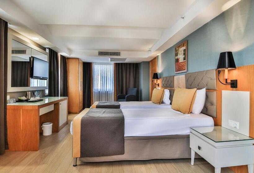Habitación Estándar Vista Montaña, Saturn Palace Resort   All Inclusive