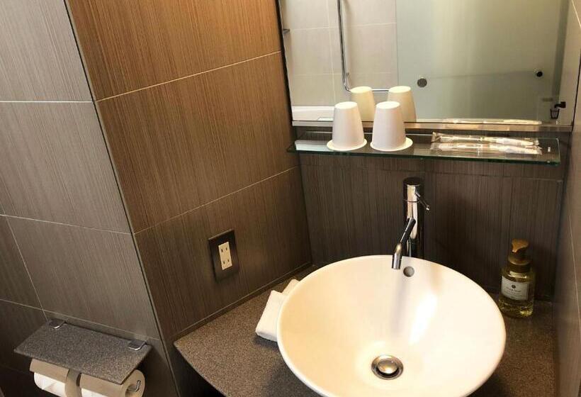Номер Стандарт, Citadines Central Shinjuku Tokyo