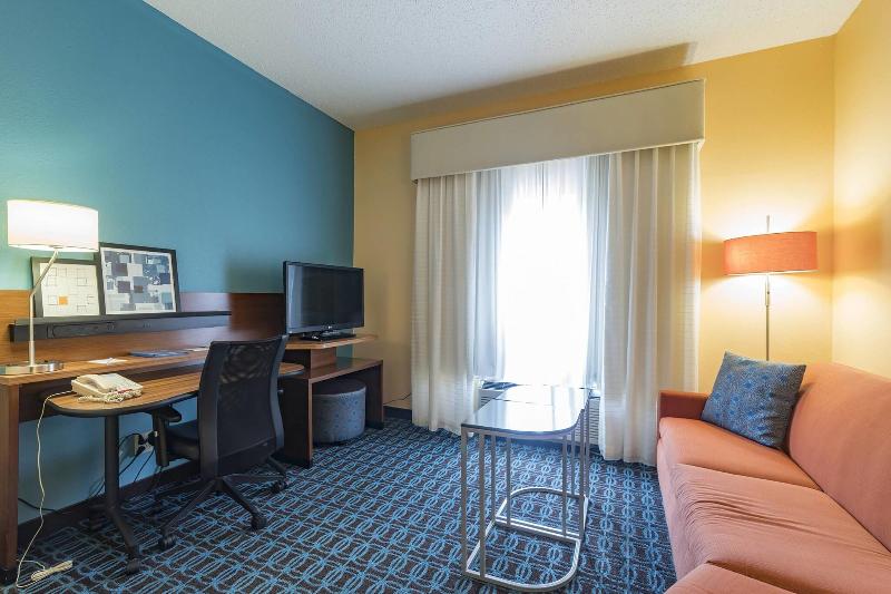 Люкс Кровать Кинг, Comfort Inn & Suites Green Bay Stadium Area