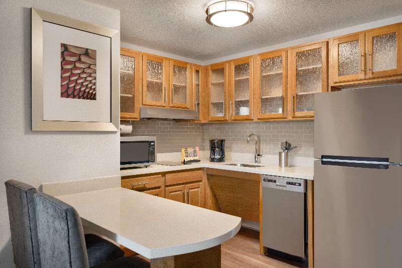 Suite Adaptada per a persones amb mobilitat reduïda, Staybridge Suites San Antonio Downtown Convention Center, An Ihg