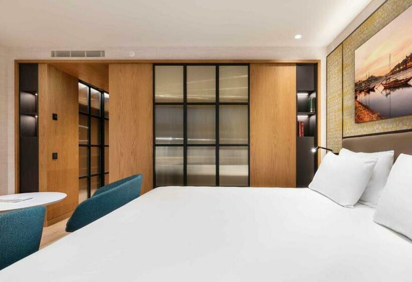 سوییت جونیور, Eurostars Aliados