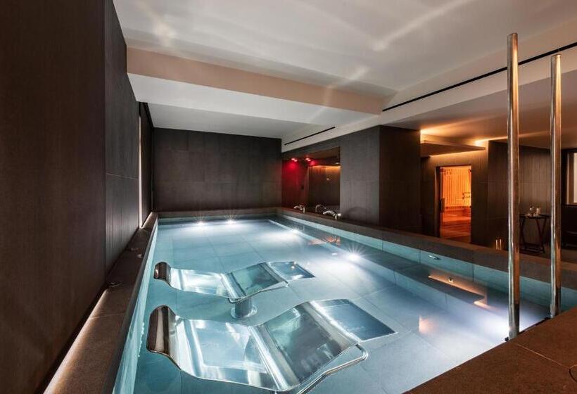 اتاق لوکس, Eurostars Aliados