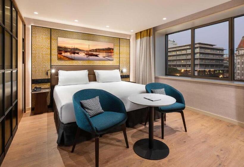 اتاق لوکس با چشم‌انداز, Eurostars Aliados