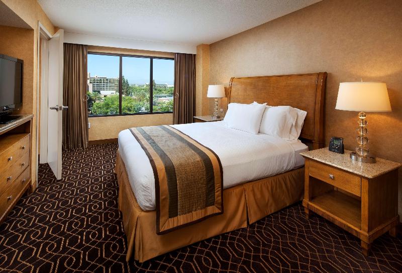 Büyük Çift Kişilik Yataklı Süit, Doubletree Suites By Hilton Anaheim Rsrt   Conv Cntr