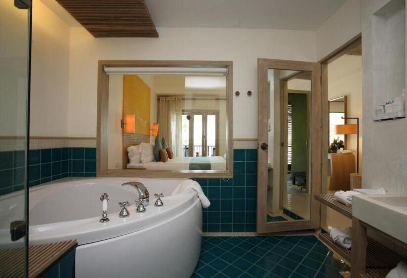 اتاق لوکس با چشم‌انداز دریا, Mercure Koh Chang Hideaway
