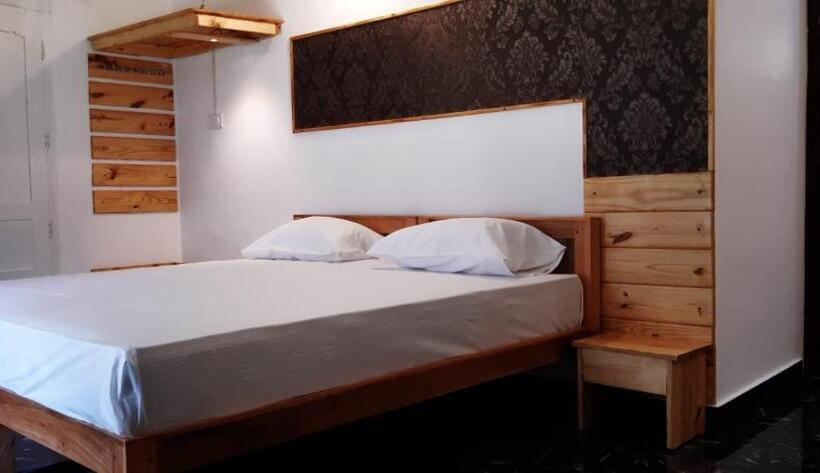 Трехместный Номер Стандарт Вид на Сад, Greenberg Cottages Mararikulam