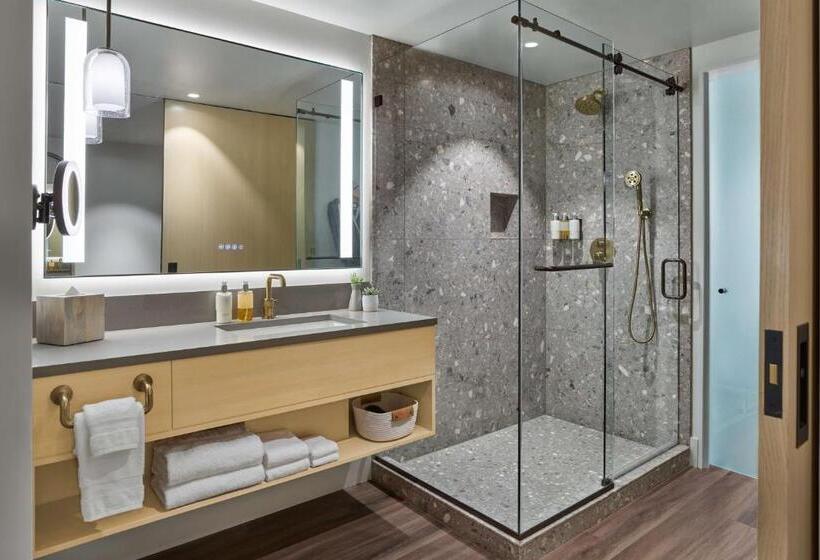 Номер Стандарт 2 Двуспальные Кровати, Mission Pacific Beach Resort, Part Of Jdv By Hyatt