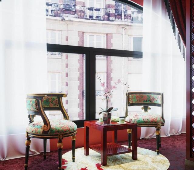 سوییت, Zen Hotel Hạ Long