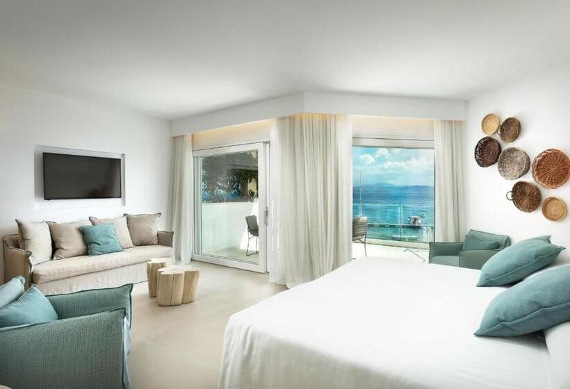 Номер Deluxe Вид на Море, Gabbiano Azzurro Hotel & Suites