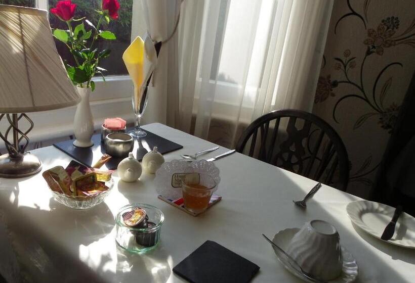 اتاق سوپریور, Maison Dieu Guest House